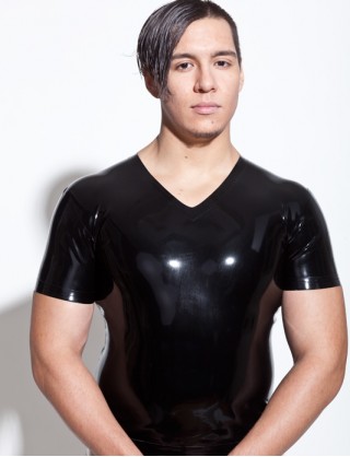 Klassisches Herren Latex T-Shirt mit V-Ausschnitt